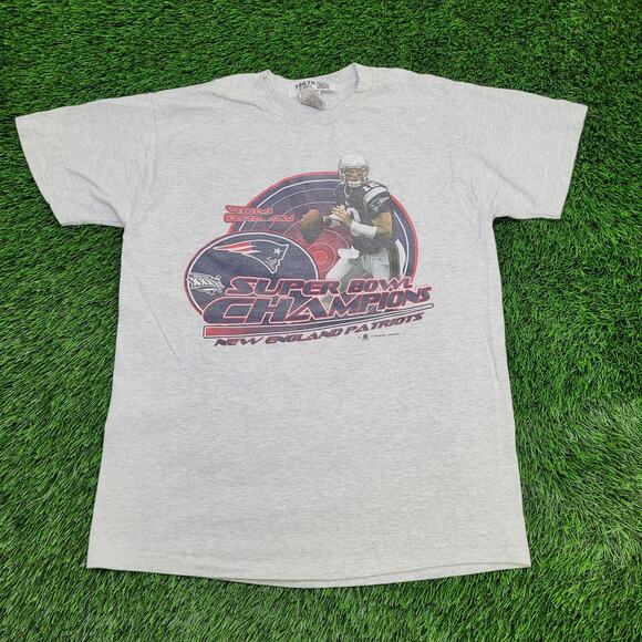 Vintage 2002 Super Bowl Champs Patriots Shirt M/L 20x27 Tom-Brady - Picture 1 of 10